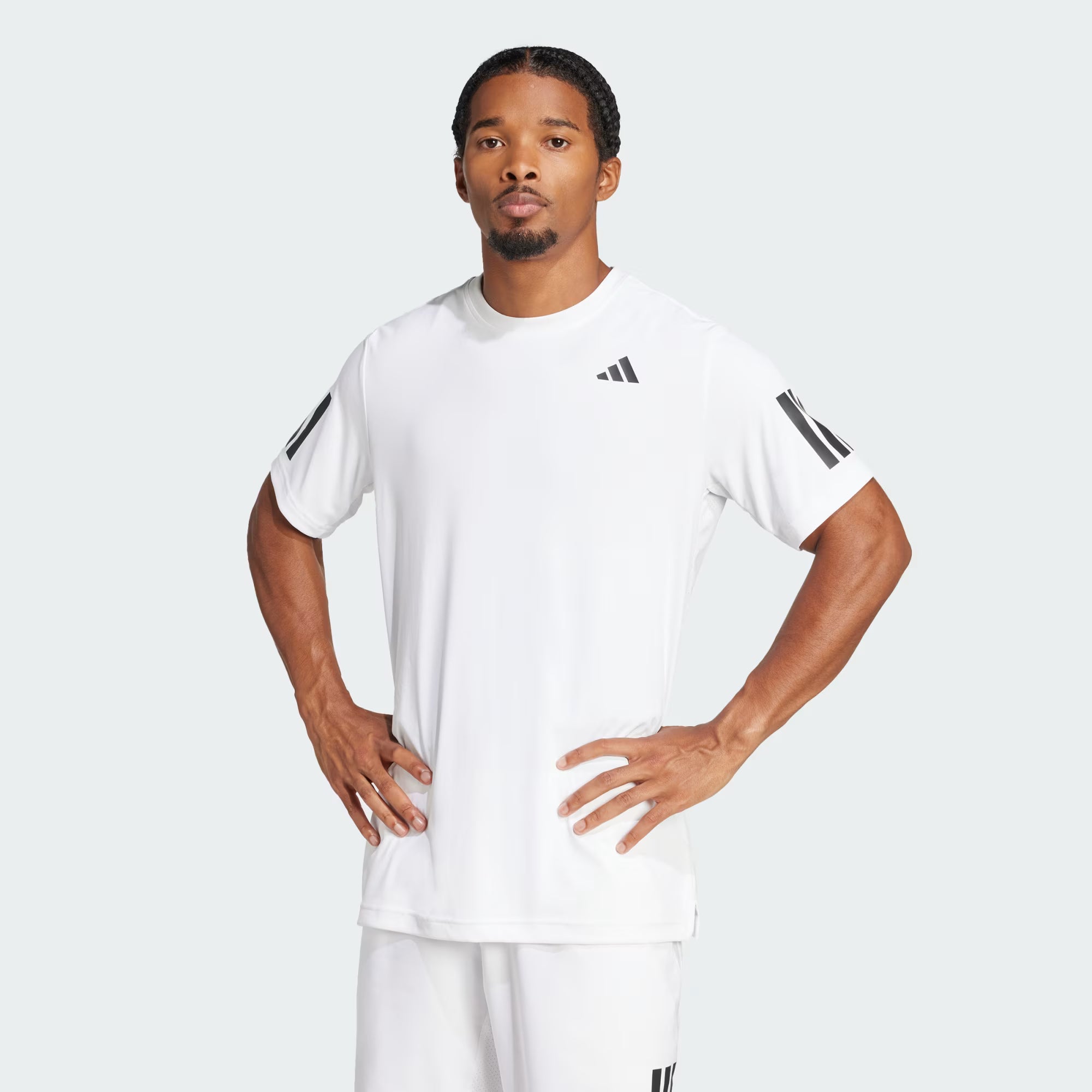Club_Tennis_Climacool_3-Stripes_T-Shirt_White_JE0413_21_model_7e14b295-a1bf-49bf-a44c-1fe2fe5358b0.avif