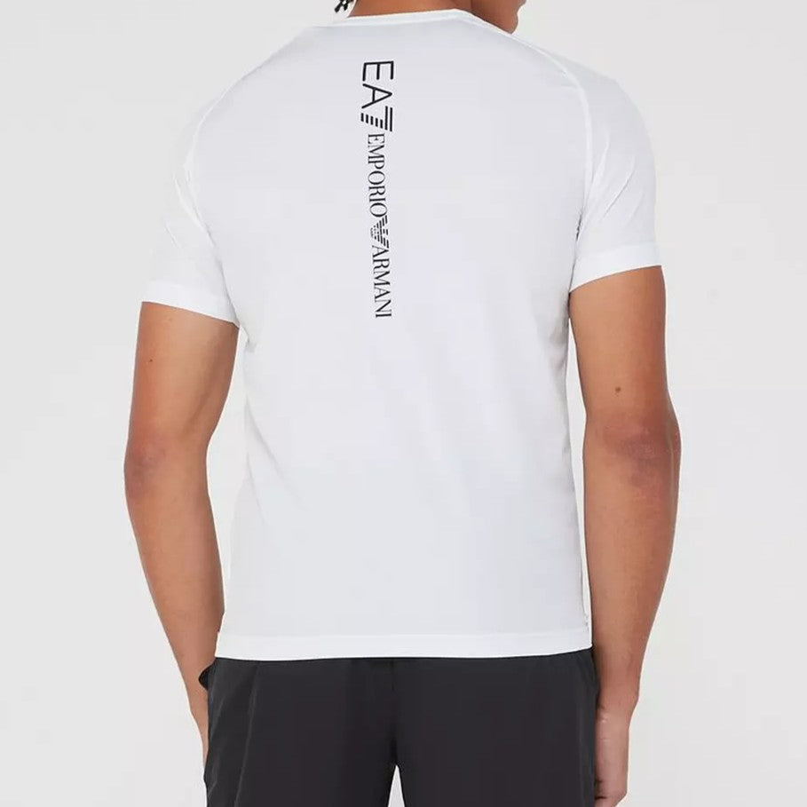 VKPVF_SQ2_0000000269_WHITE_BLACK_MDb.jpg
