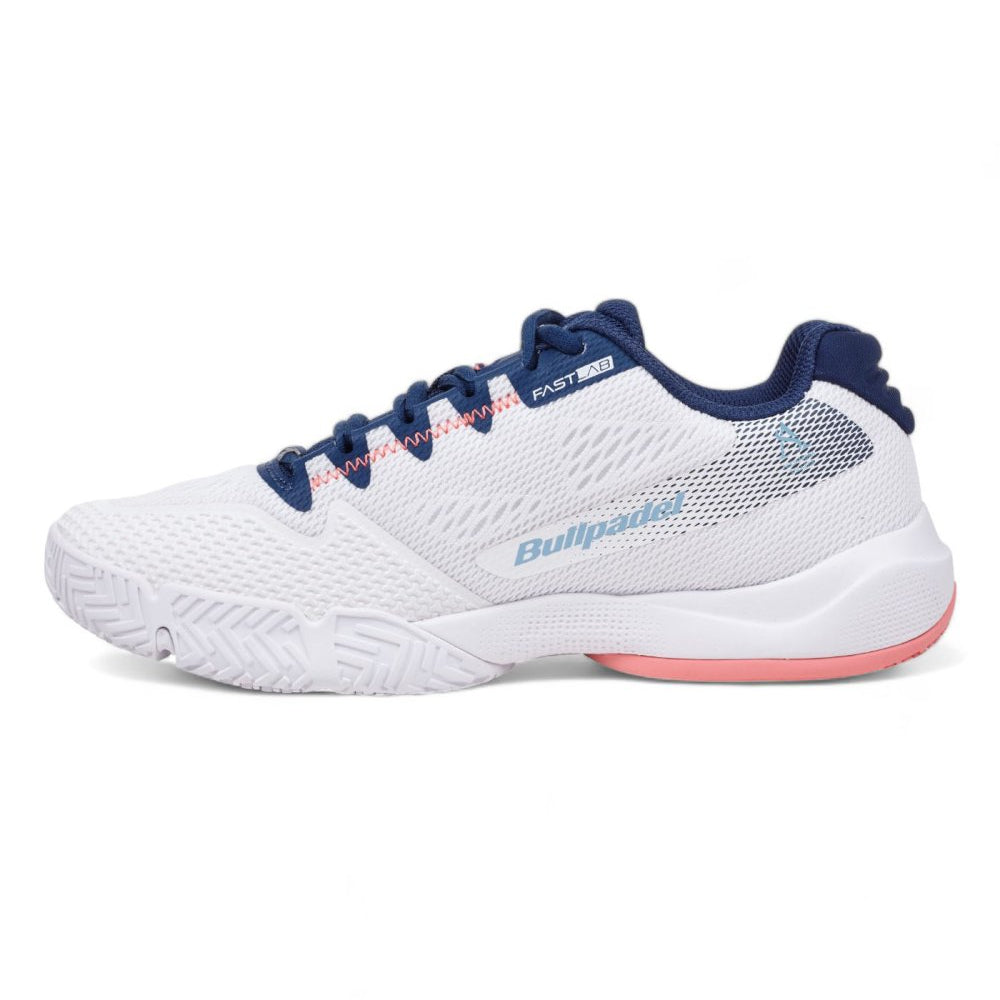 zapatilla-bullpadel-flow-25v-blanco_1.jpg